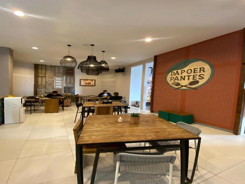 Hotel Pantes Simpang Lima Semarang image