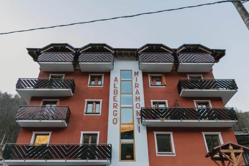 Albergo Miramonti image