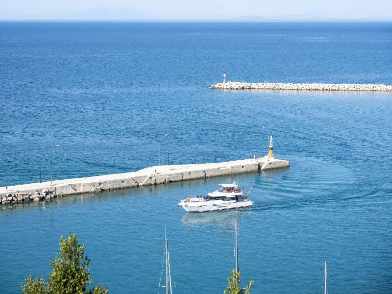 FARO DEL PORTO image