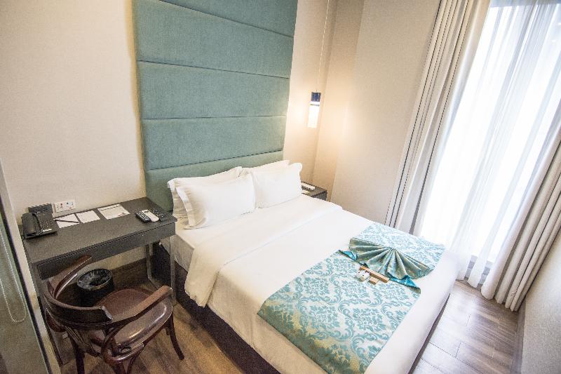 Goldberry Lite Hotel image