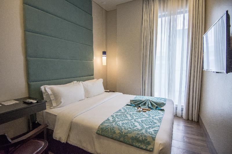 Goldberry Lite Hotel image