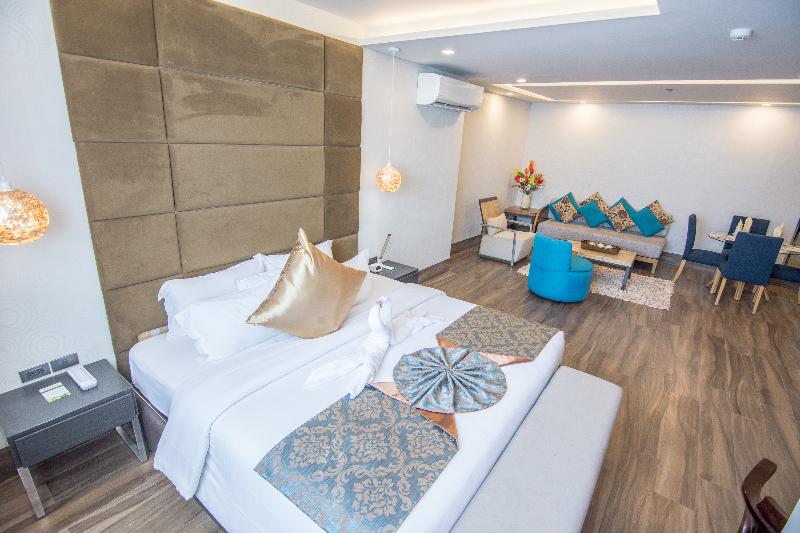Goldberry Lite Hotel image
