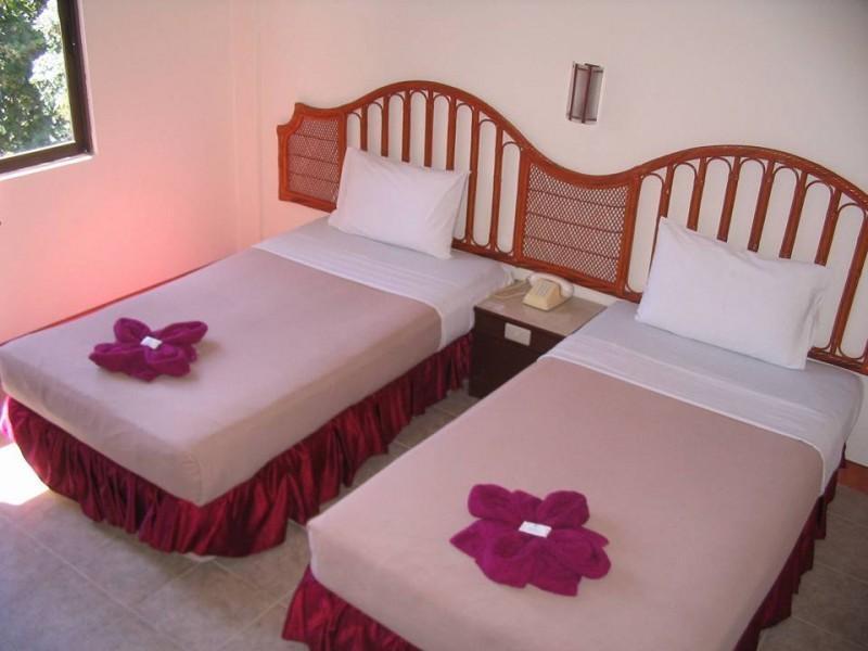 Manohra Hotel Phuket image