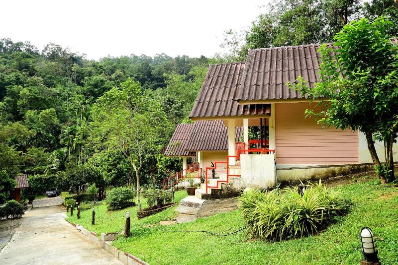 Les Robinsons De Ranong Resort