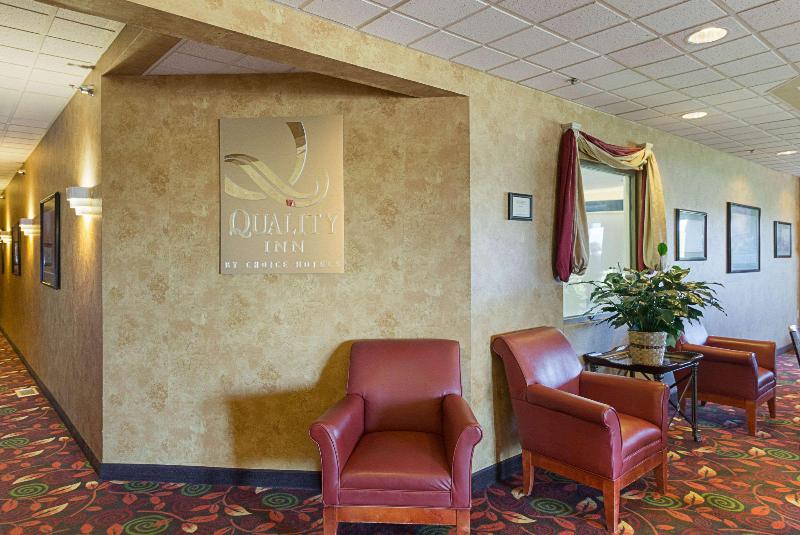 Quality Inn Fairmont image