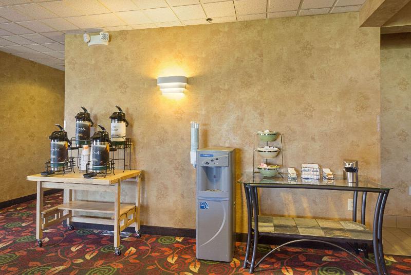 Quality Inn Fairmont image