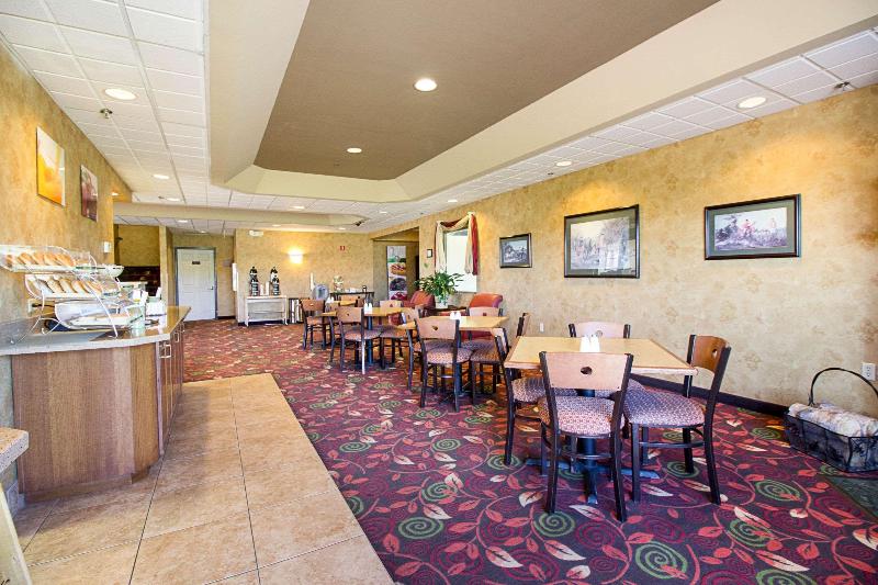 Quality Inn Fairmont image