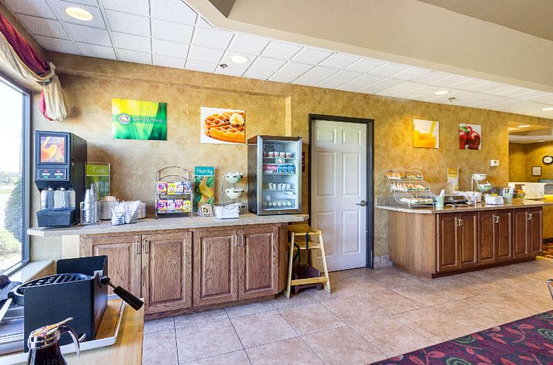 Quality Inn Fairmont image