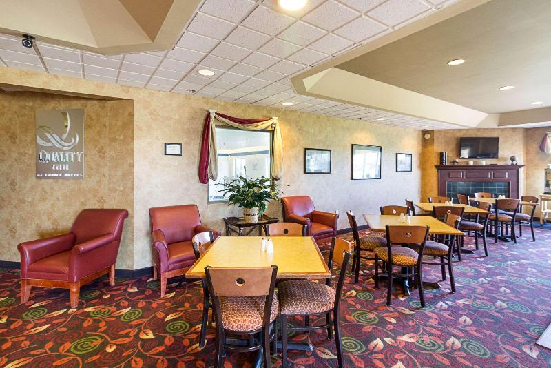 Quality Inn Fairmont image