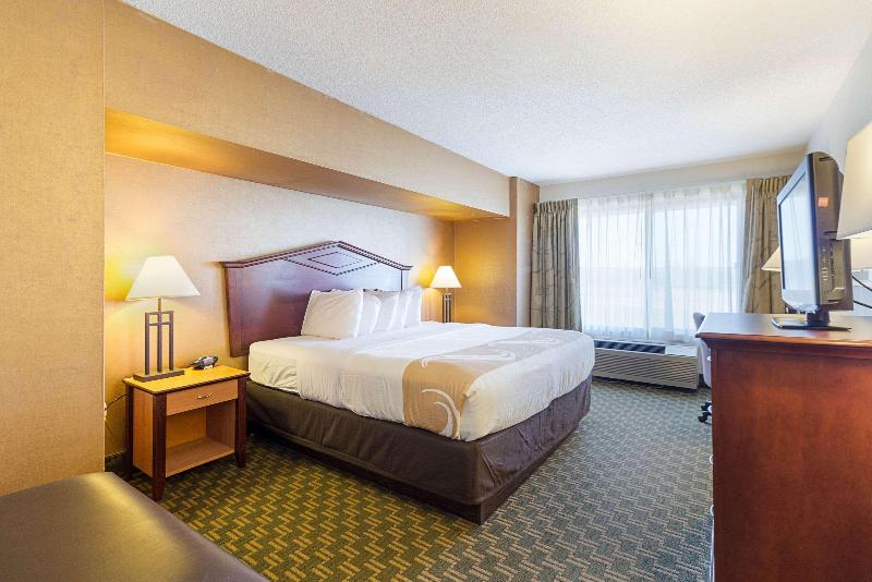 Quality Inn Fairmont image