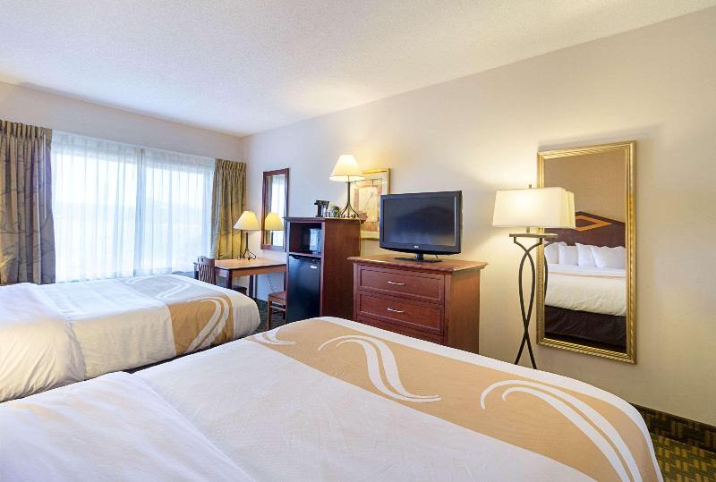 Quality Inn Fairmont image