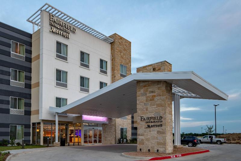 Fairfield Inn Suites Terrell image