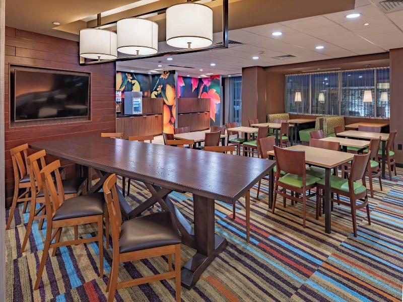 Fairfield Inn Suites Terrell image