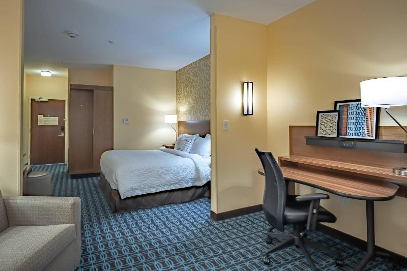 Fairfield Inn Suites Terrell image