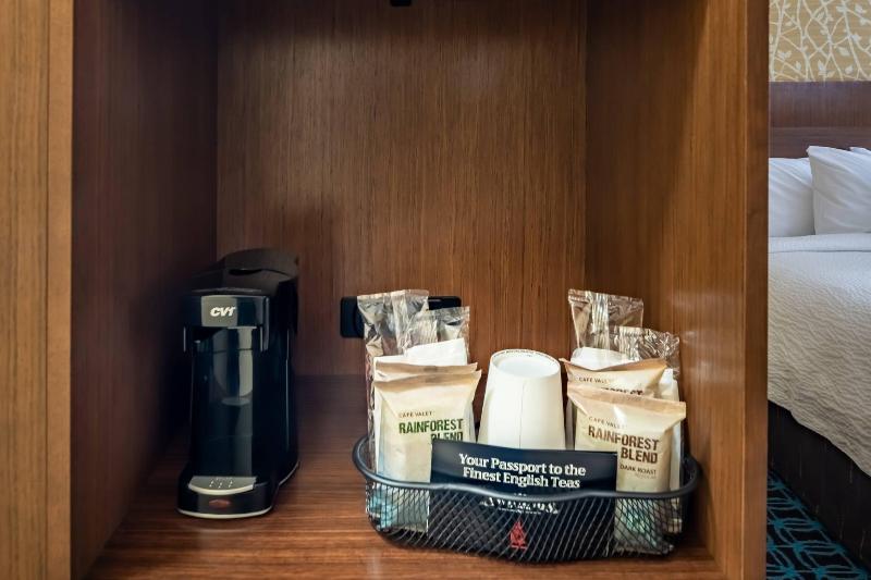 Fairfield Inn Suites Terrell image