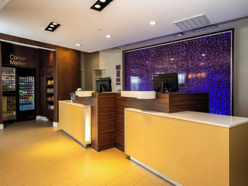 Fairfield Inn Suites Huntsville image