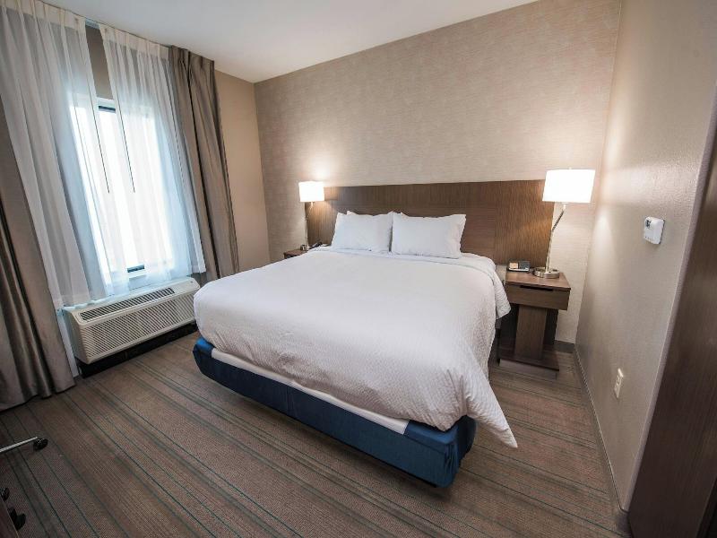 Fairfield Inn Suites Huntsville image