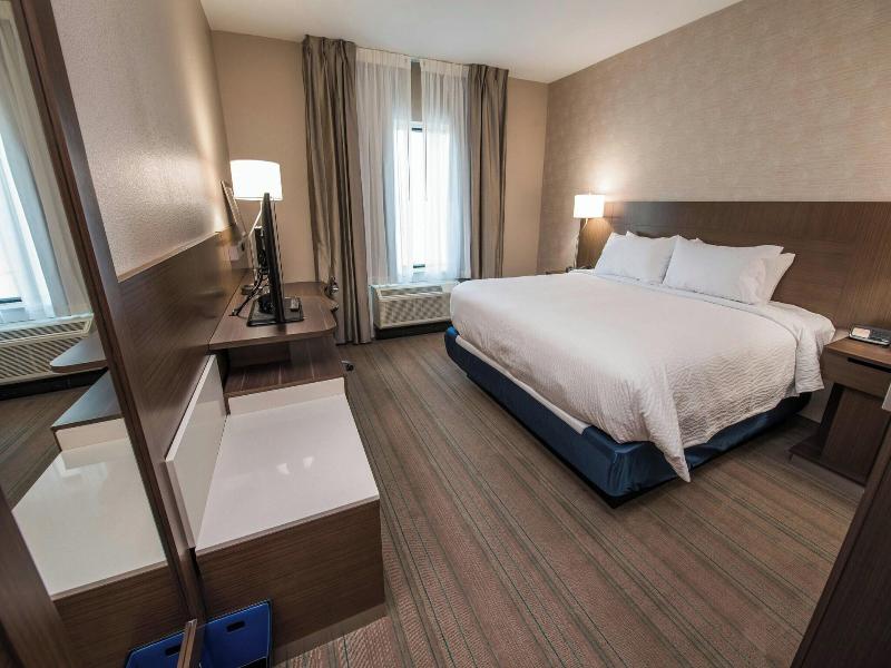 Fairfield Inn Suites Huntsville image
