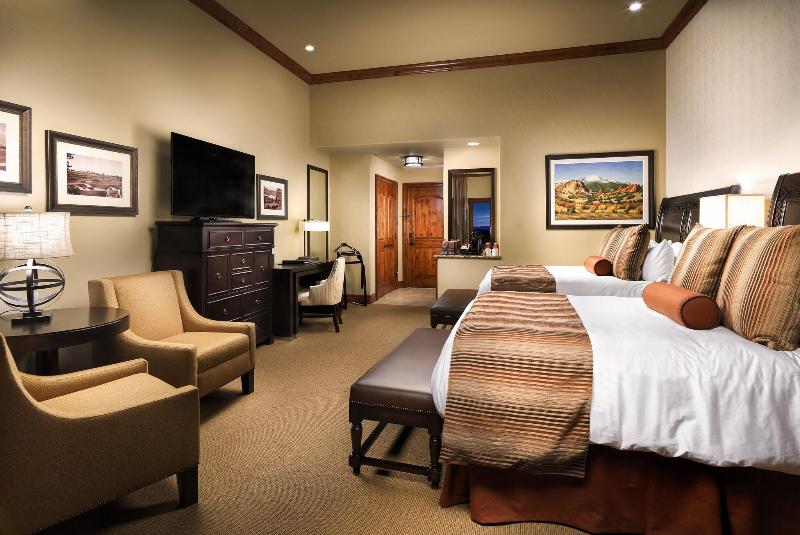 The Lodge At Flying Horse image