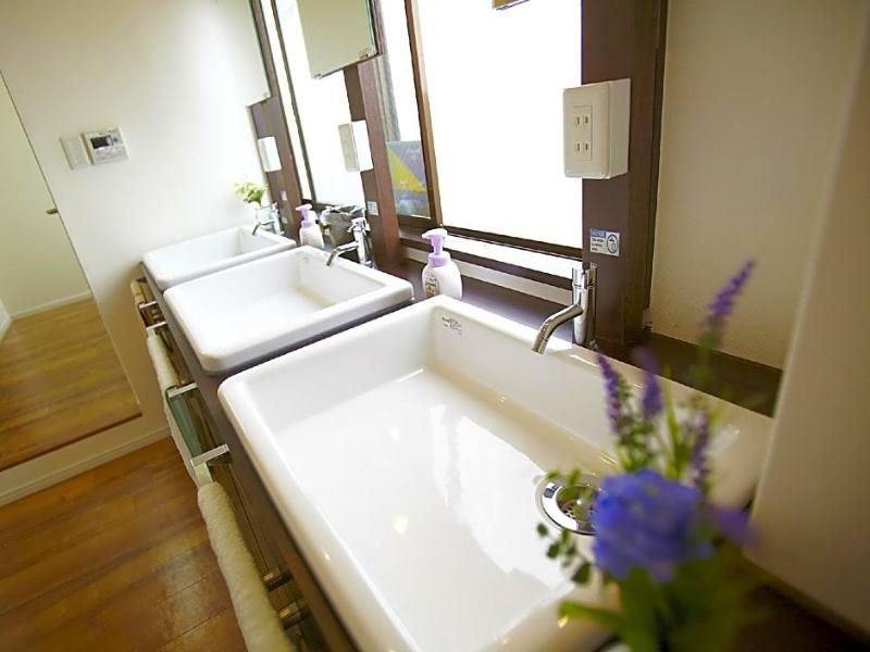 BONFIRE HOSTEL Osaka image