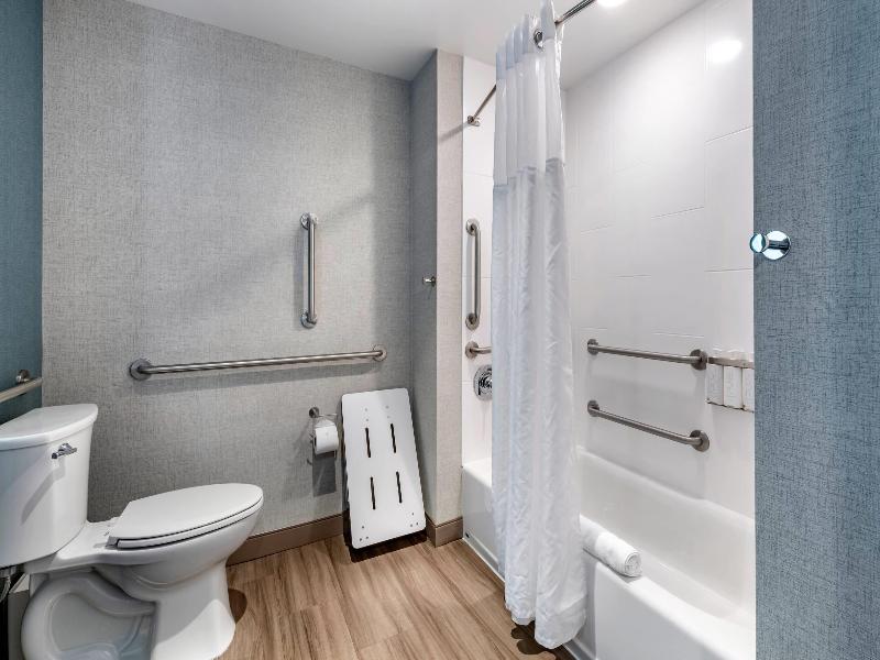 Cambria Hotel Bloomington Mall of America Min Airp image