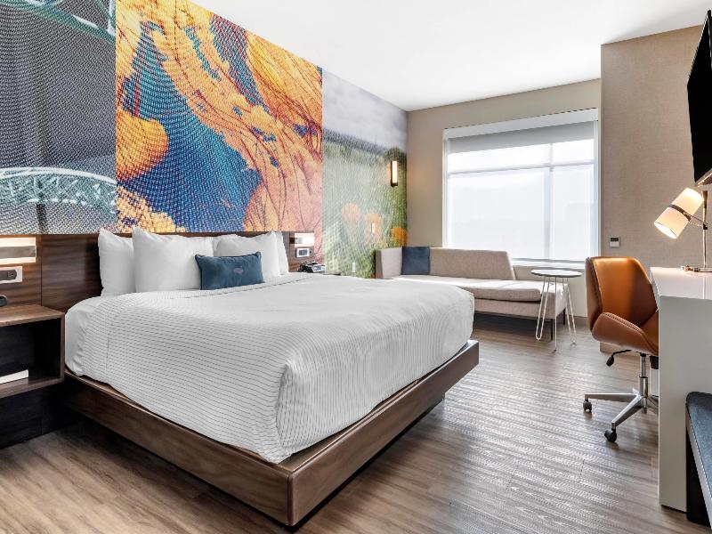 Cambria Hotel Bloomington Mall of America Min Airp image