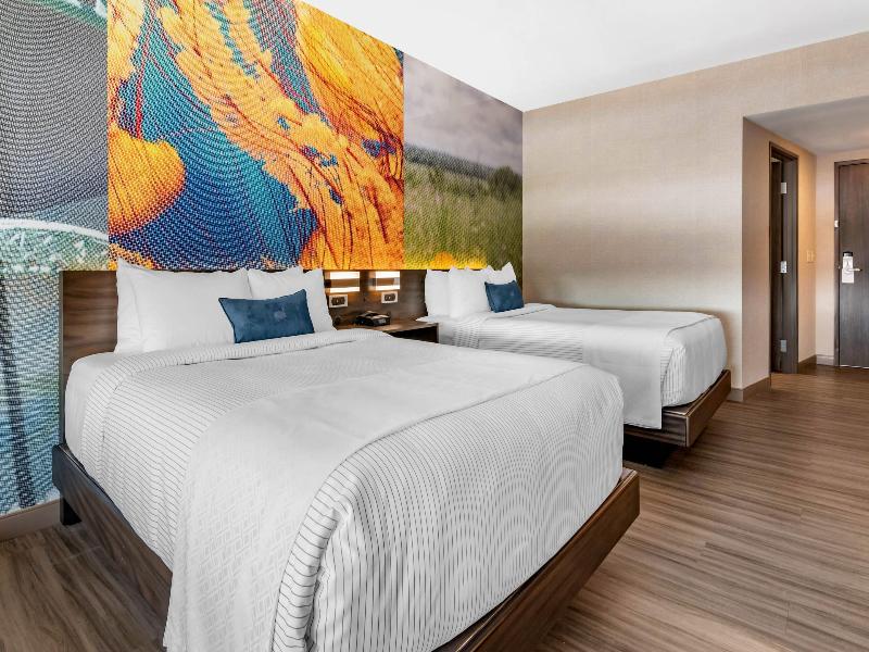 Cambria Hotel Bloomington Mall of America Min Airp image