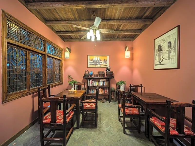 YANGSHUO MOUNTAIN NEST BOUTIQUE HOTEL image