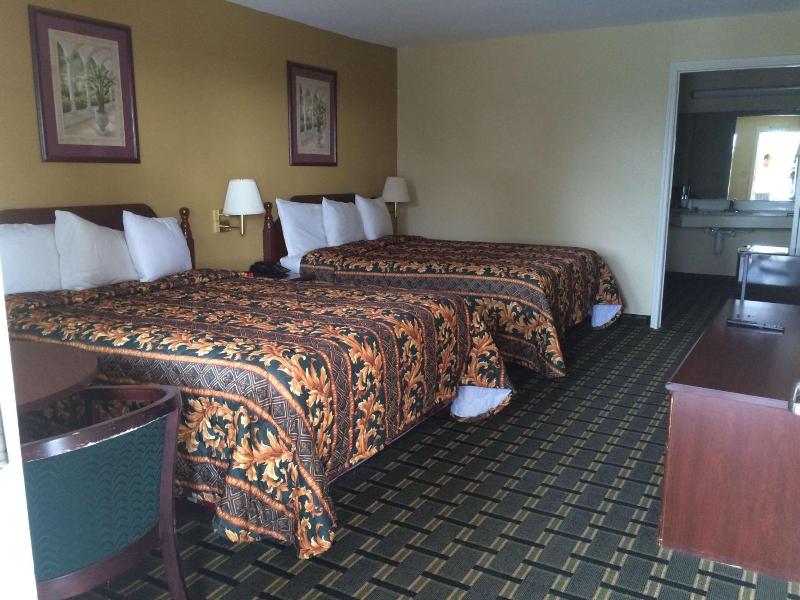 Executive Inn Schulenburg image
