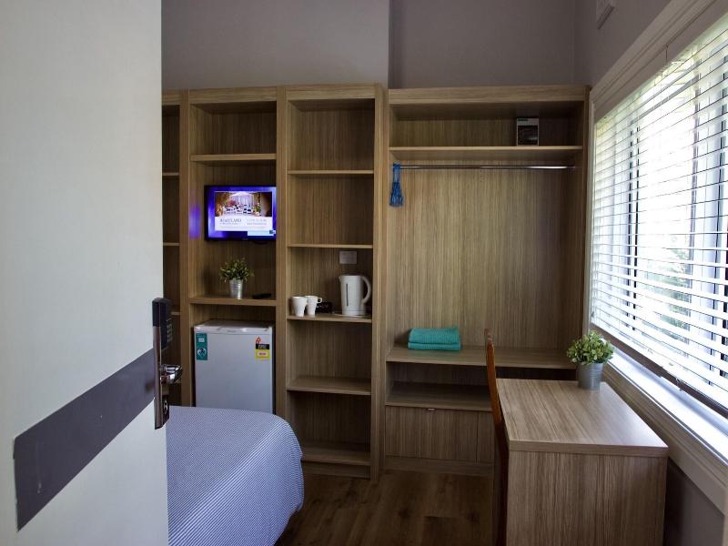 Carnarvon Lodge image