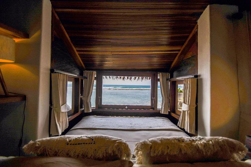 Le Cliff Bali image