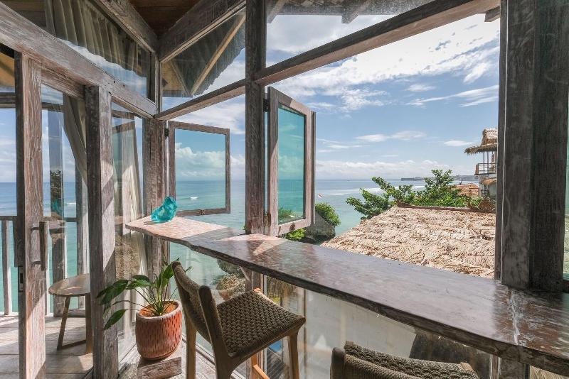 Le Cliff Bali image