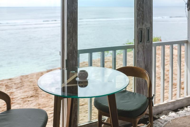 Le Cliff Bali image