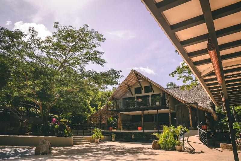 Treecasa Resort image