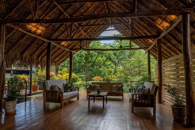 Treecasa Resort image