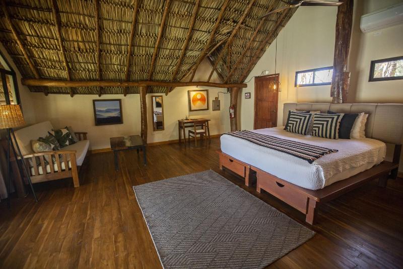 Treecasa Resort image