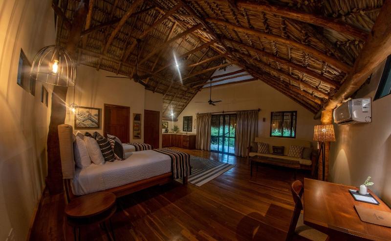 Treecasa Resort image