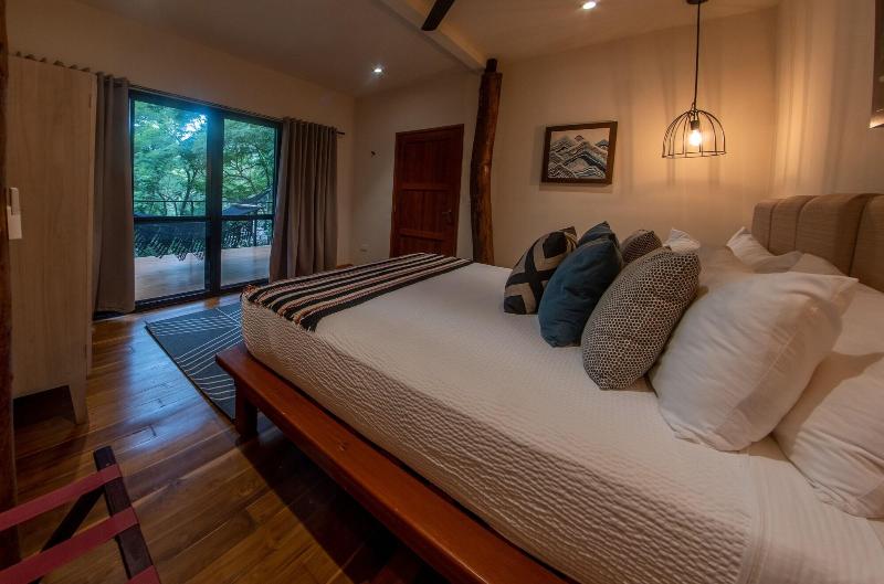 Treecasa Resort image