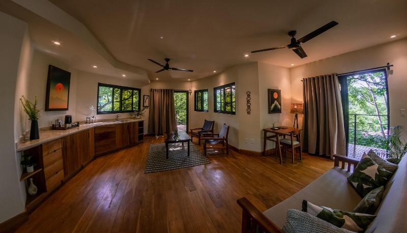 Treecasa Resort image