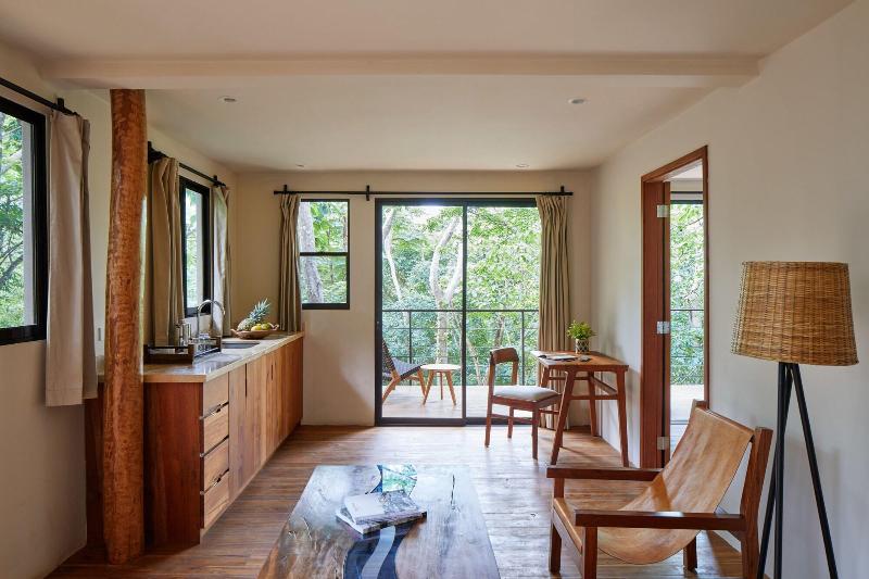 Treecasa Resort image