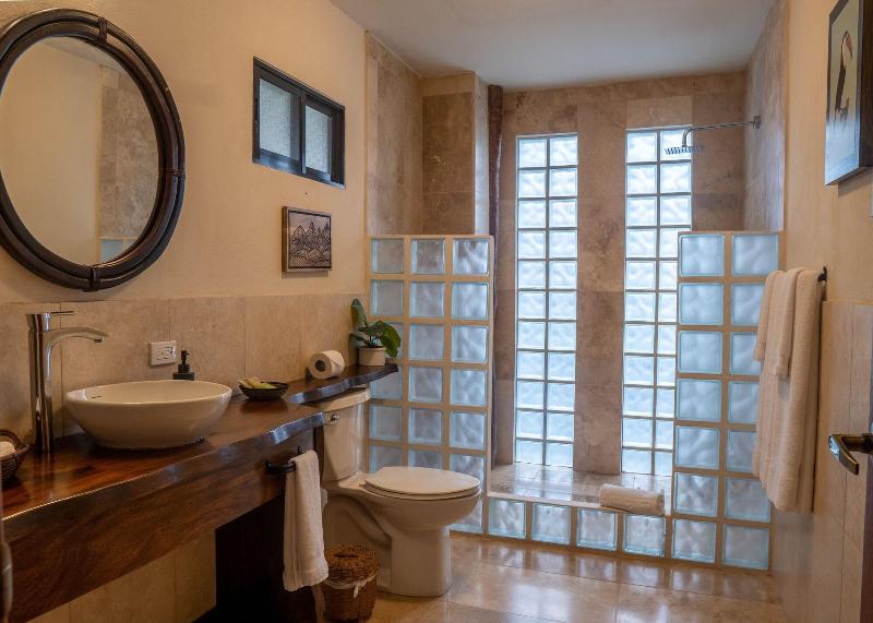 Treecasa Resort image