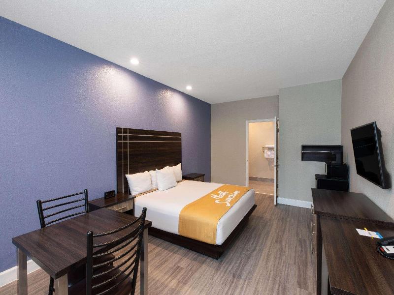 Days Inn Suites By Wyndham La Porte image