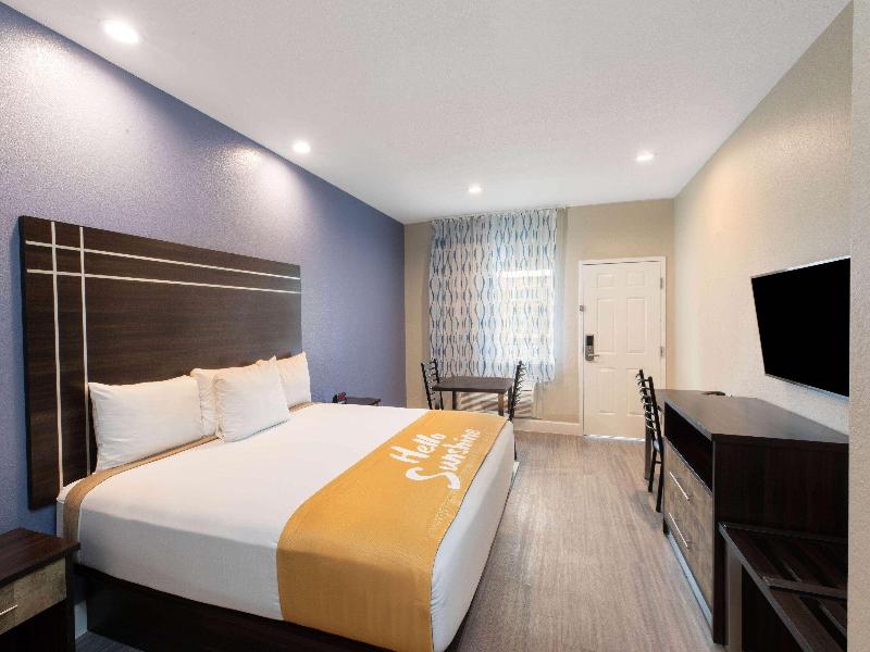 Days Inn Suites By Wyndham La Porte image