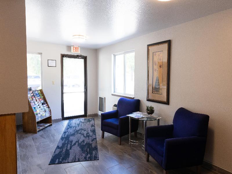 Travelodge By Wyndham Worland — view