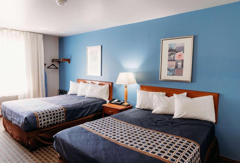 Travelodge By Wyndham Worland image