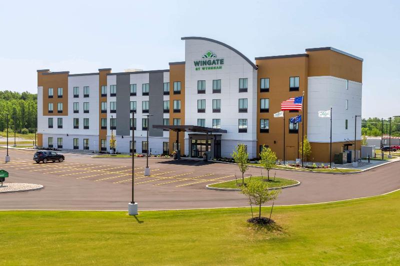 Wingate By Wyndham Angola image