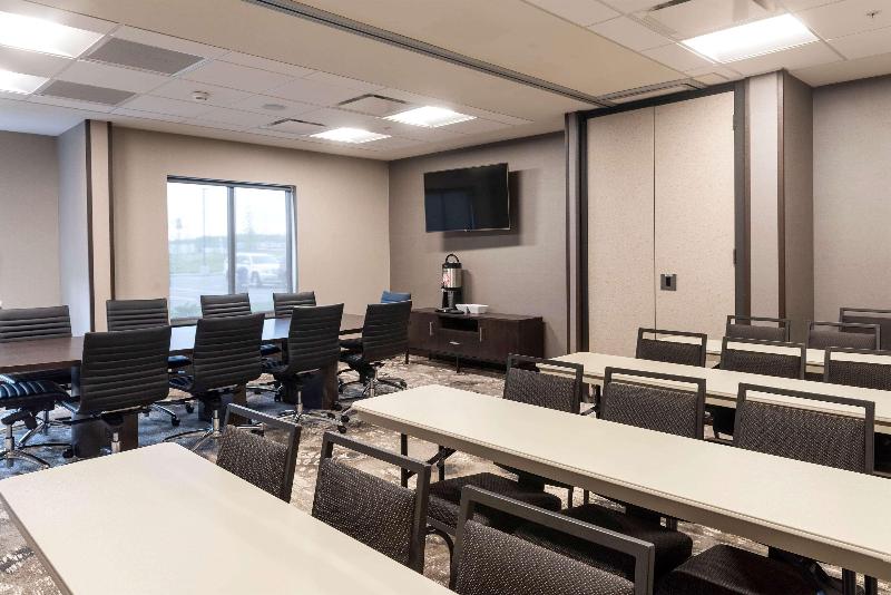 Wingate By Wyndham Angola image