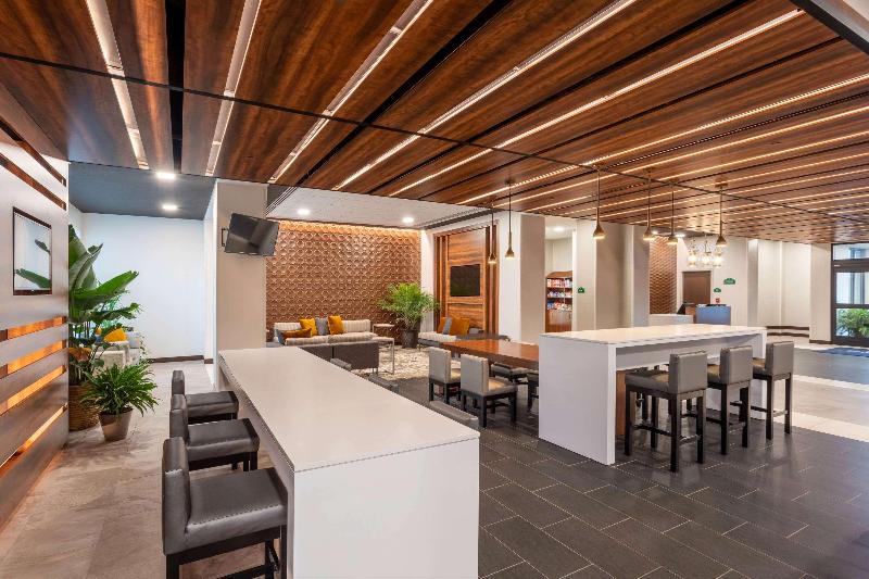 Wingate By Wyndham Angola image