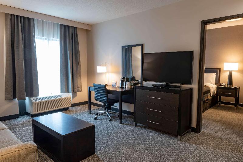 Wingate By Wyndham Angola image