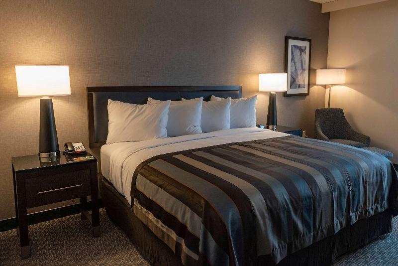 Wingate By Wyndham Angola image